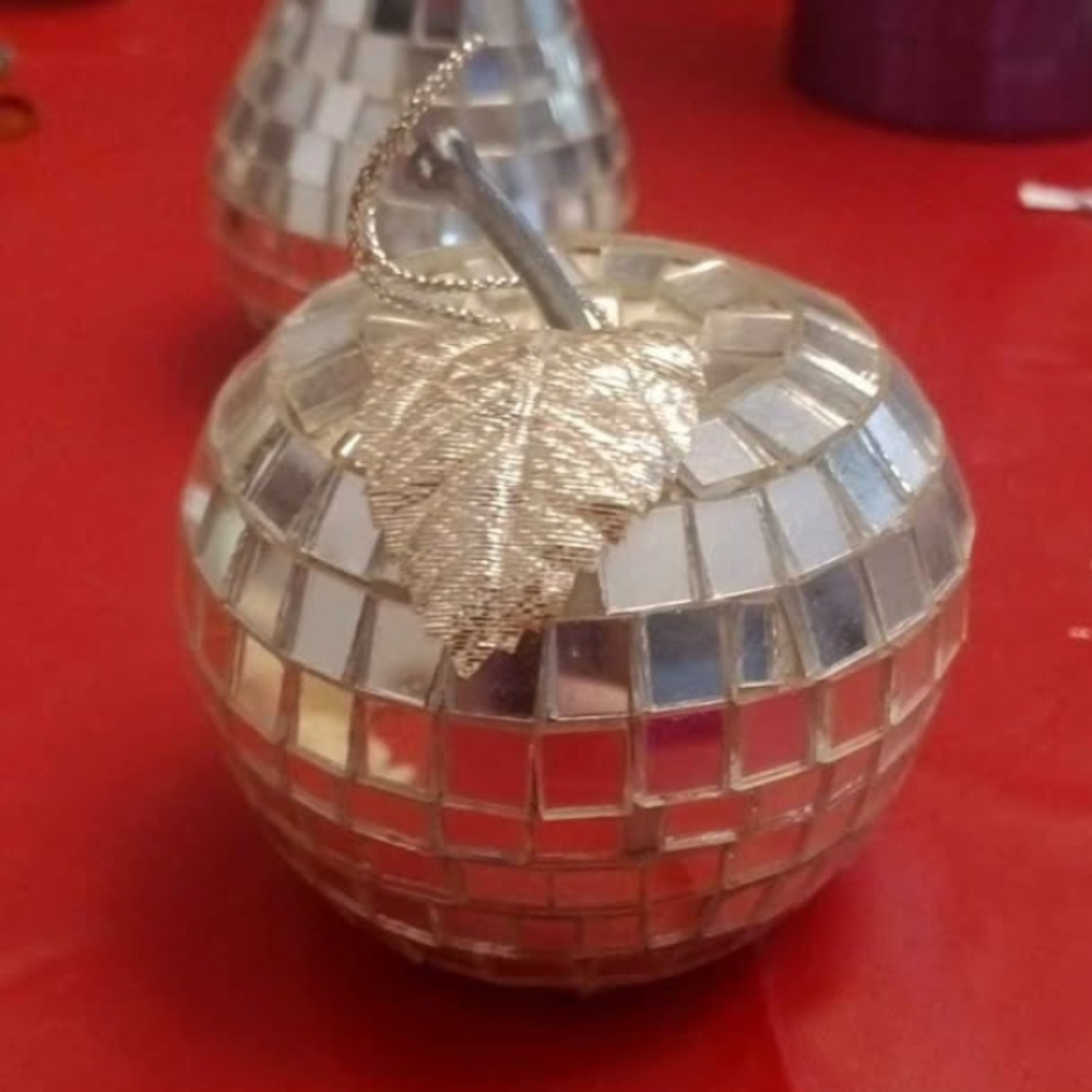 Hallmark Shimmering Blue Starfish Ornament There's Also A Few Other On There - Picture 14 of 15